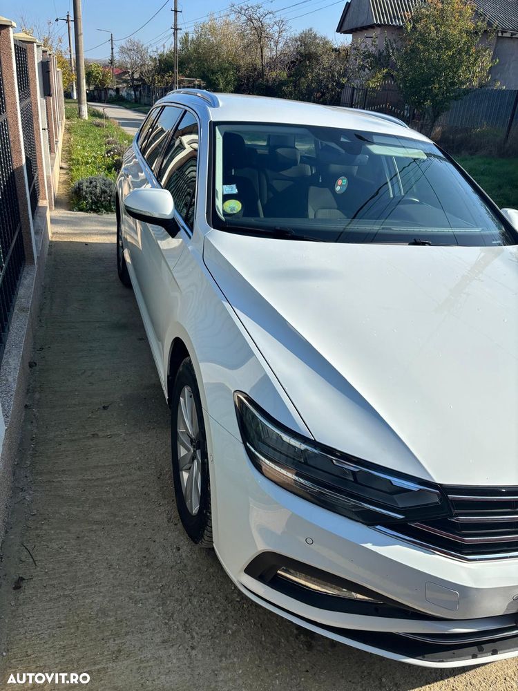 Volkswagen Passat 2.0 TDI DSG Advance - 1
