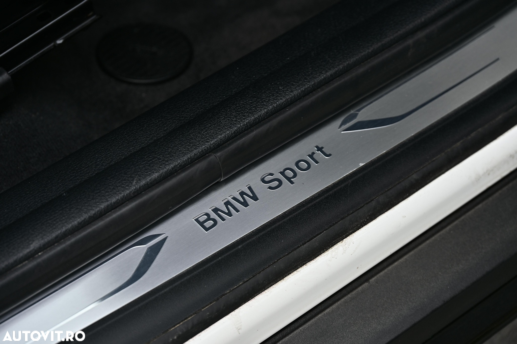 BMW X1 sDrive18d Sport Line - 16
