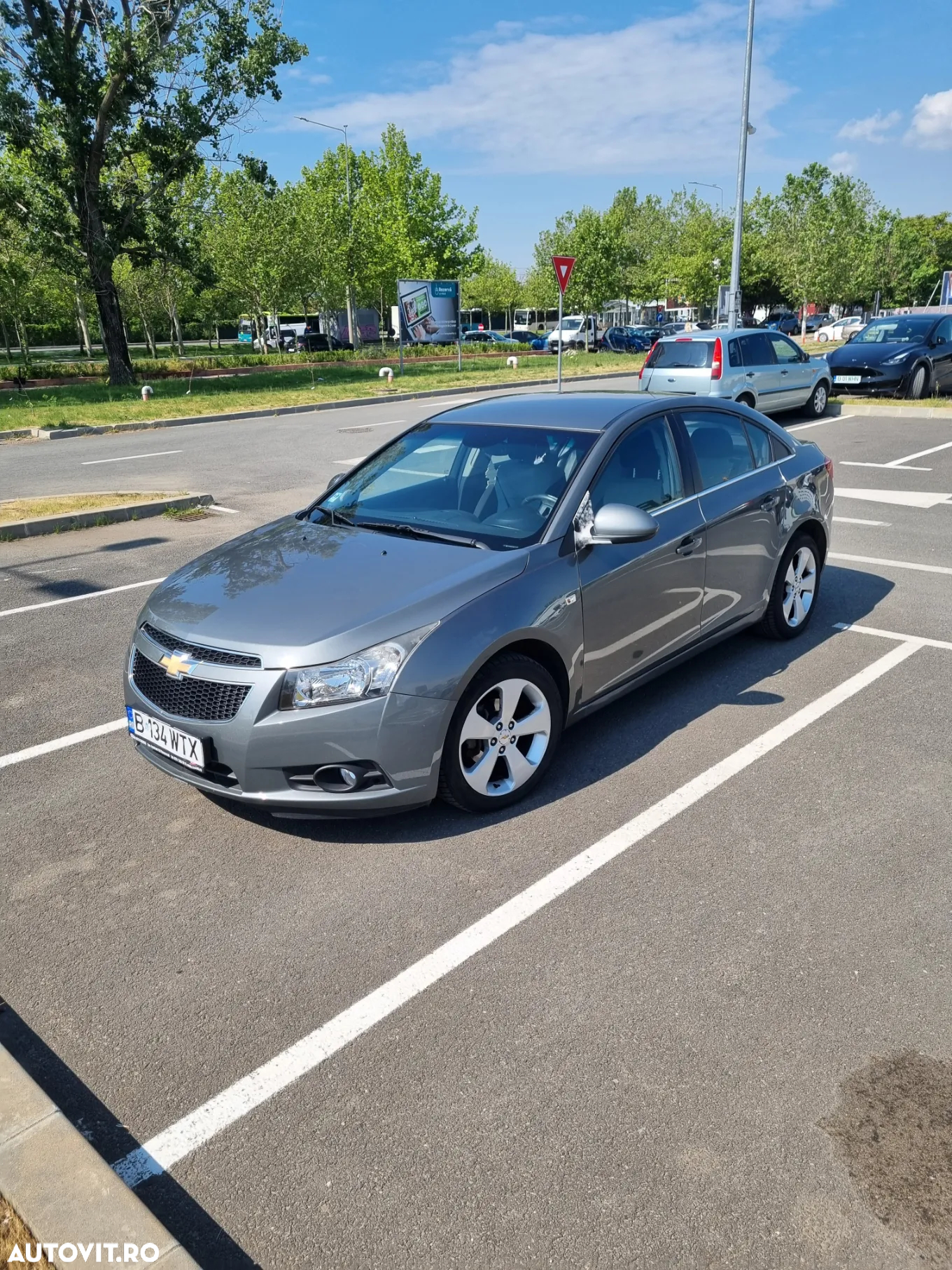 Chevrolet Cruze 1.8 DOHC LT - 3