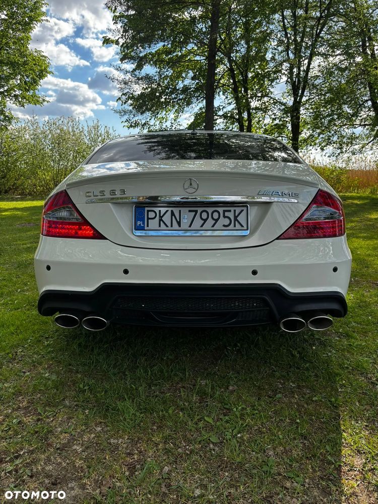 Mercedes-Benz CLS 500 - 2
