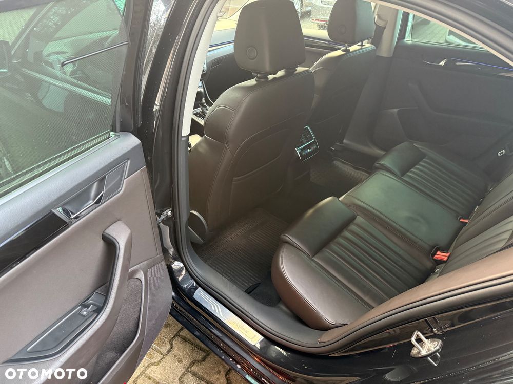 Skoda Superb 2.0 TSI 4x4 L&K DSG - 11