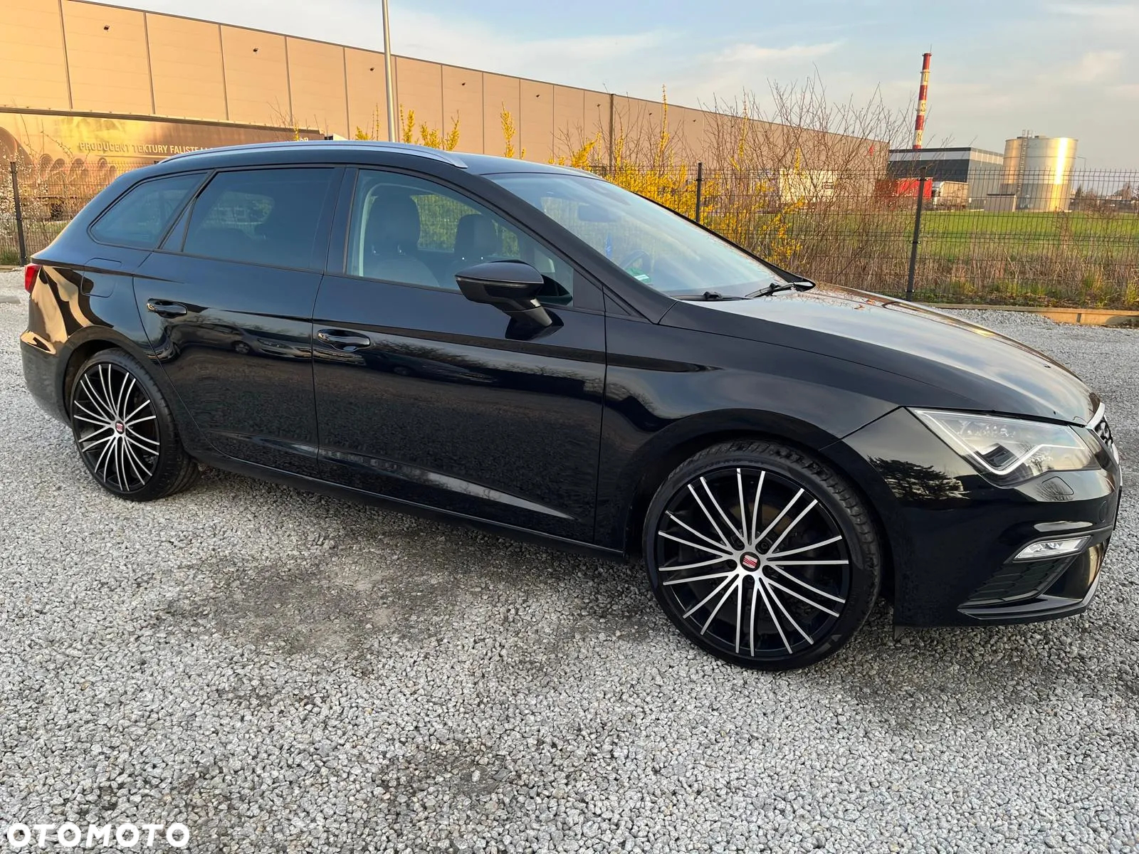 Seat Leon ST 1.4 TSI Start&Stop FR - 4