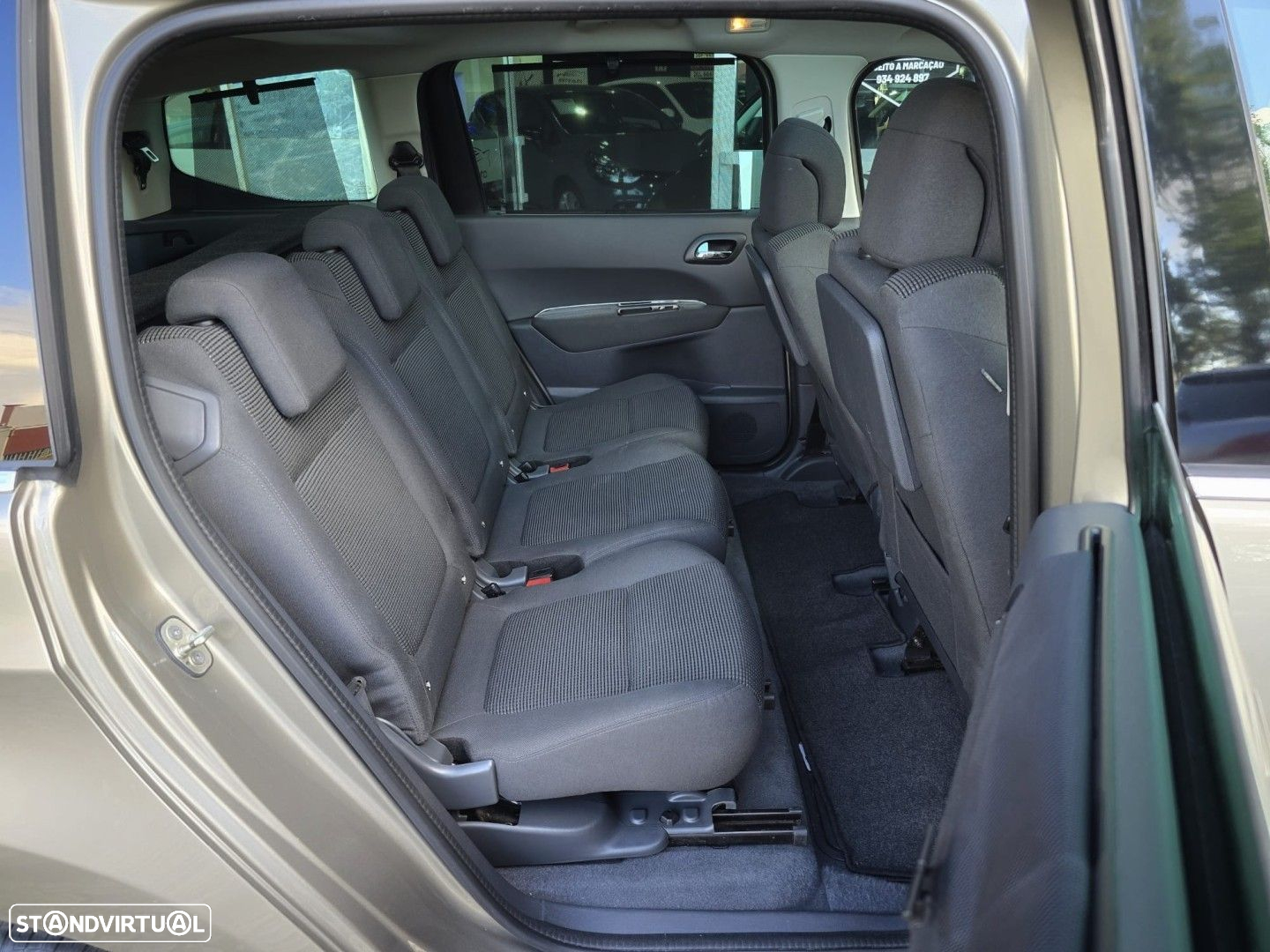 Peugeot 5008 1.6 BlueHDi Allure J17 - 14