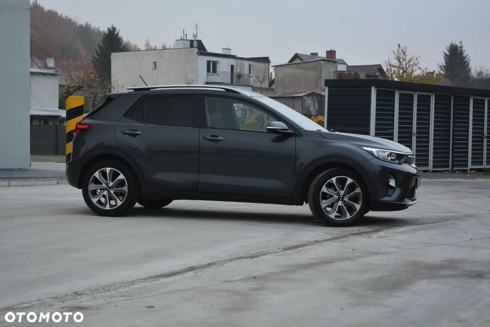 Kia Stonic - 23