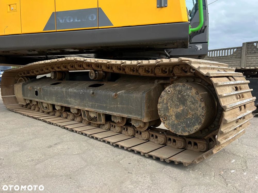Volvo EC220EL LONG |2015 rok | 175 Km - 30