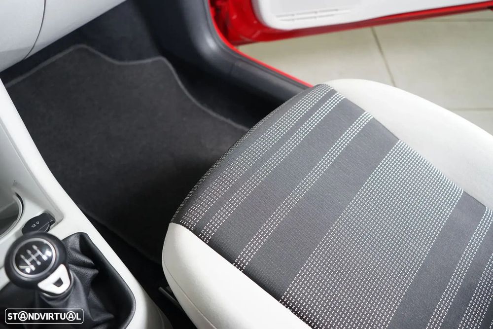 SEAT Mii - 24