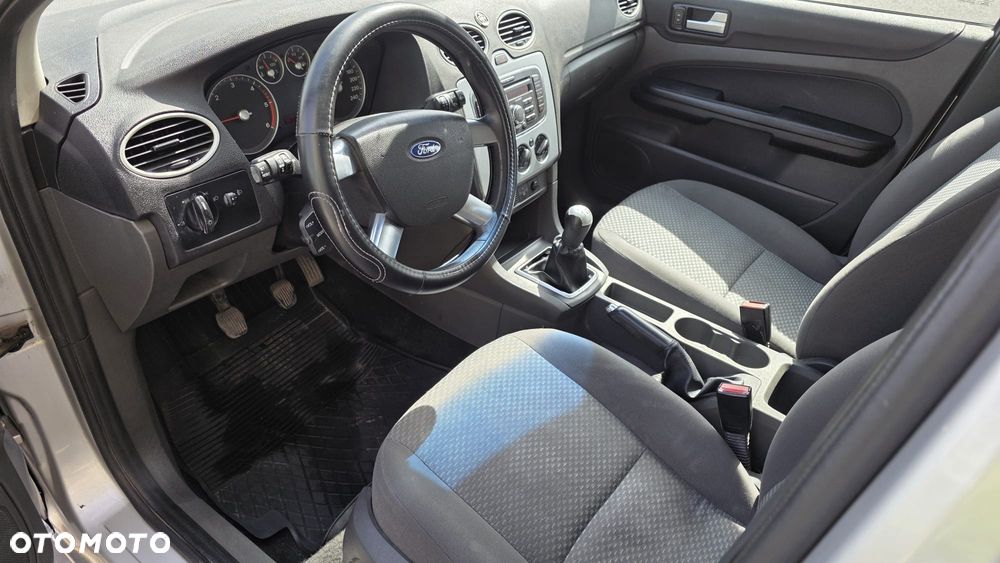 Ford Focus - 21