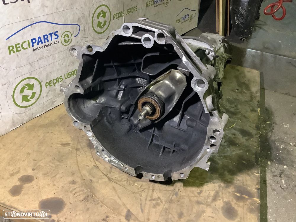 Caixa de velocidades Volkswagen Passat 2.0i 4x4 - 3