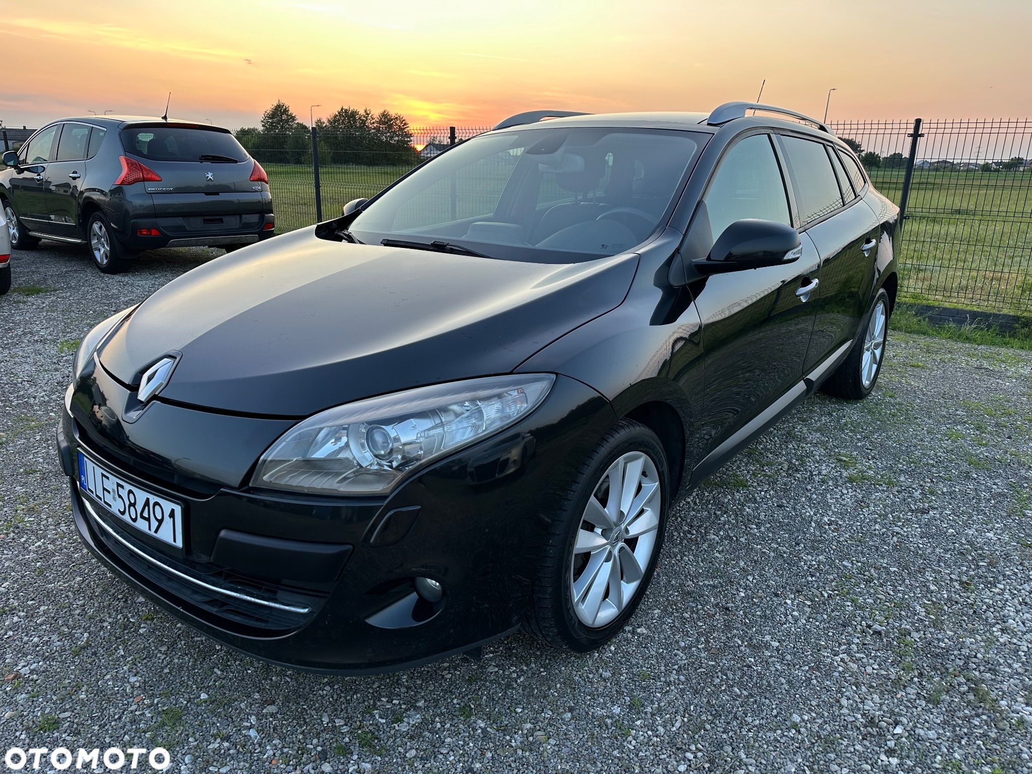Renault Megane Grandtour TCe 180 Luxe - 1