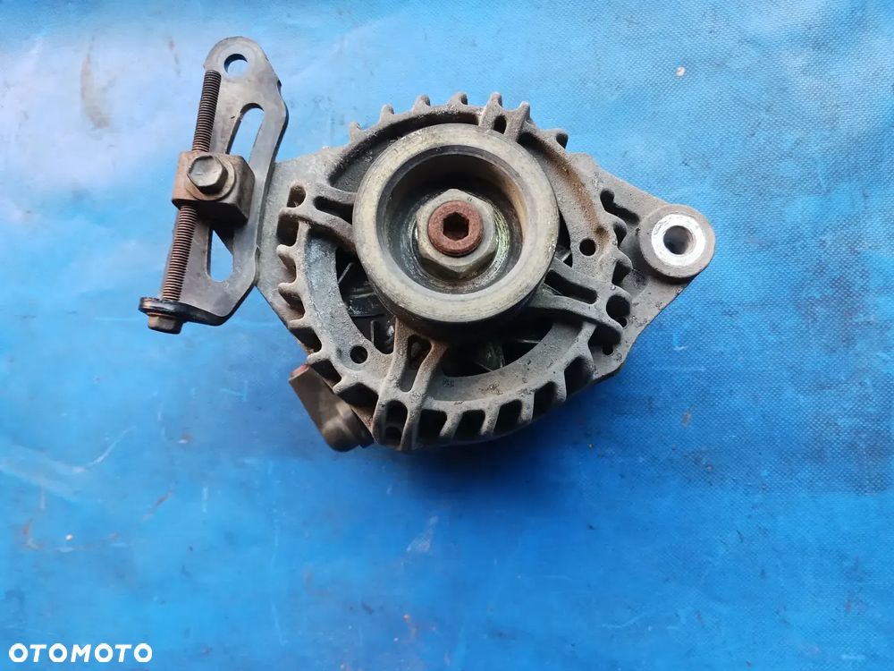 Alternator Toyota YARIS I 1.0 1.3 VVTI LIFT Benzyna wersja EUROPA Francja DENSO 27060-0J040 - 3