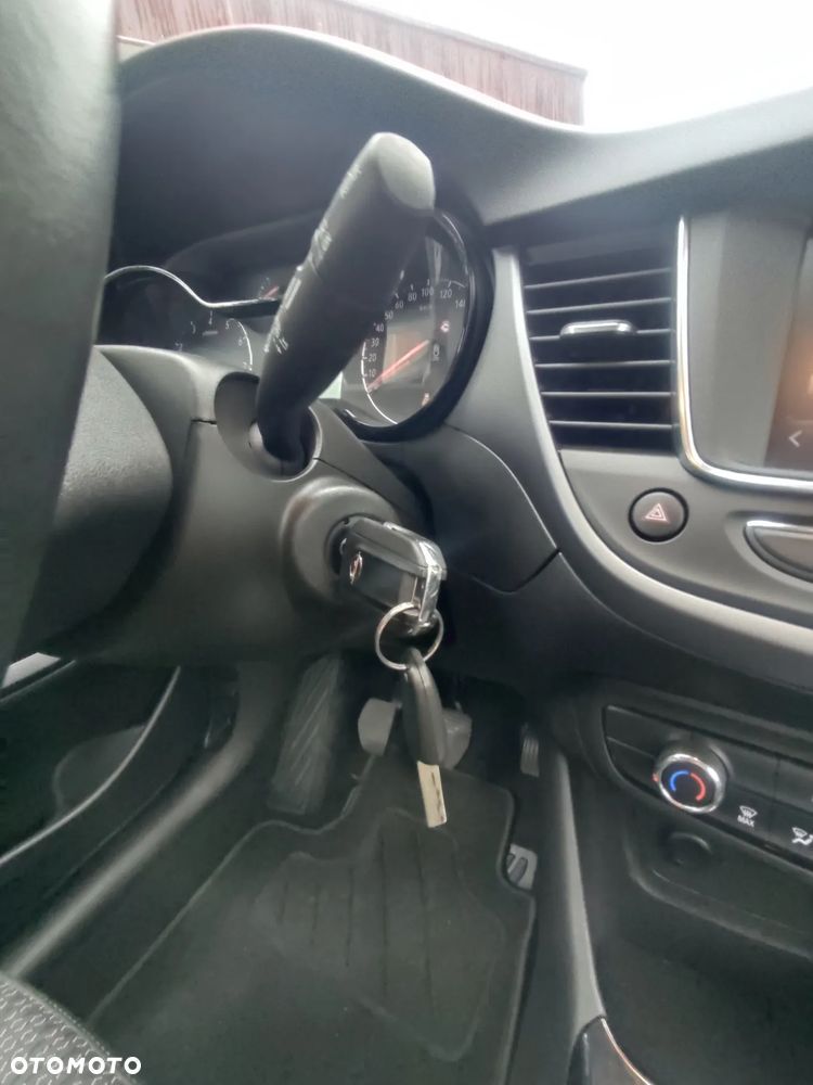 Opel Crossland X 1.2 T Enjoy S&S - 19
