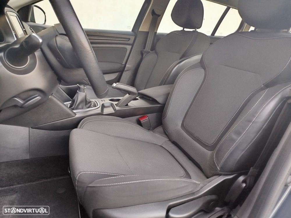 Renault Mégane Sport Tourer 1.5 Blue dCi Zen - 18