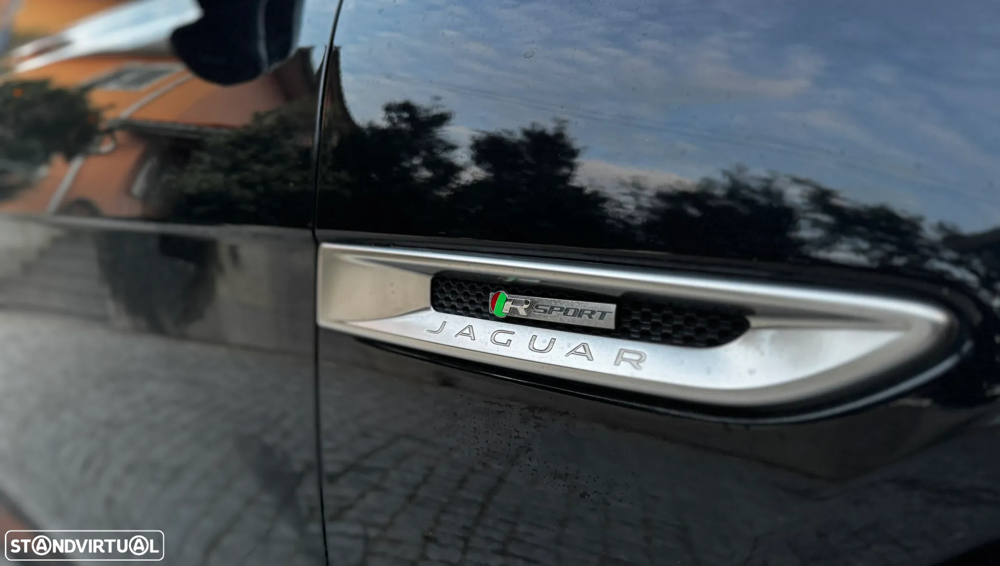 Jaguar XE 20d AWD Aut. R-Sport - 10