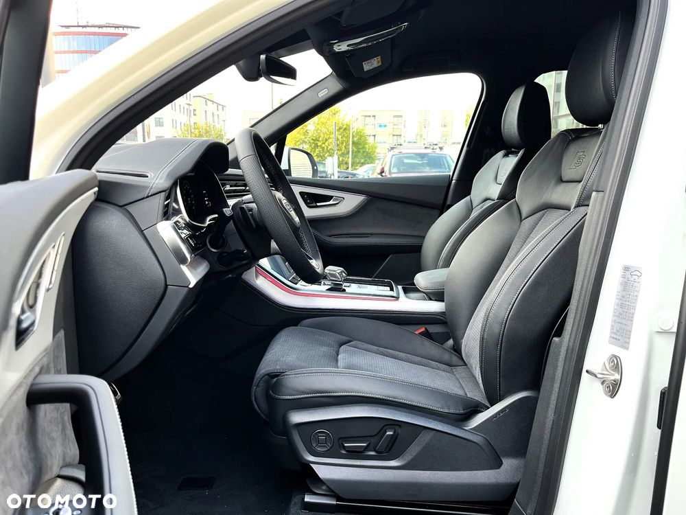 Audi Q7 - 16