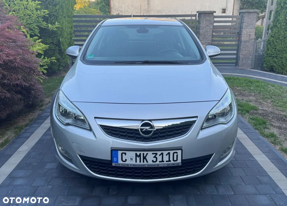 Opel Astra 1.4 Turbo - 2