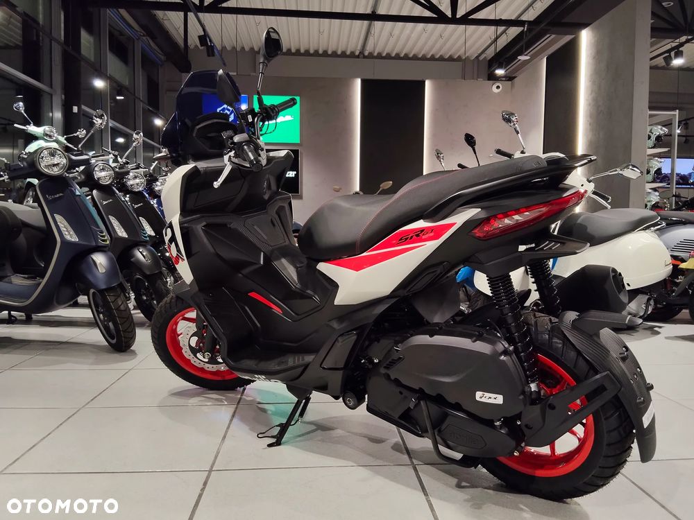 Aprilia SR - 7