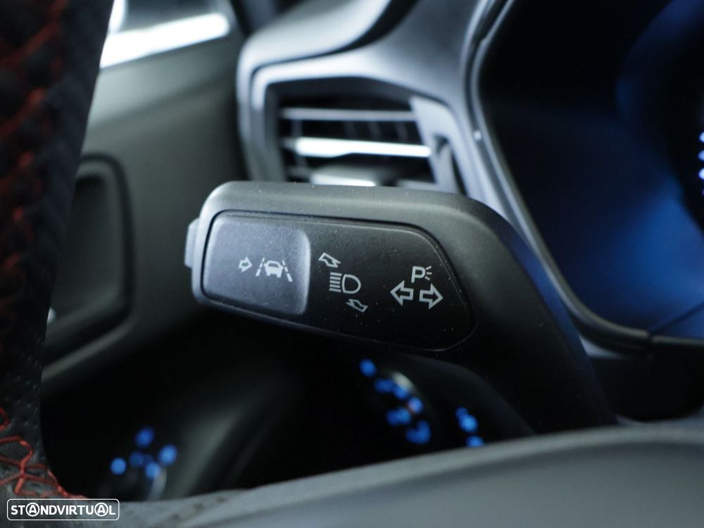 Ford Focus SW 1.0 EcoBoost MHEV ST-Line - 10