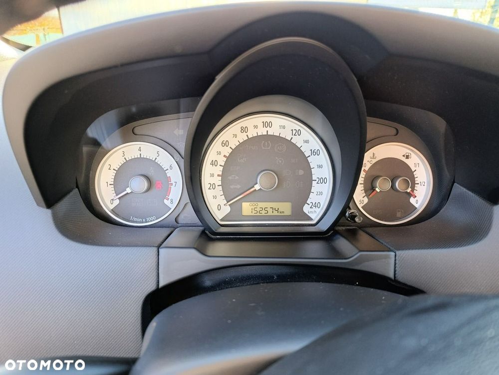 Kia Ceed - 16