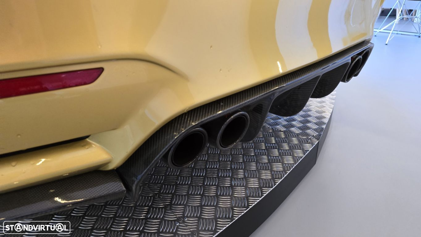BMW M4 Auto - 32