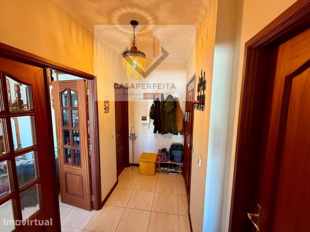 Fantástico Apartamento T2 Duplex com Varanda e Lugares de Garagem -... - Grande imagem: 3/20