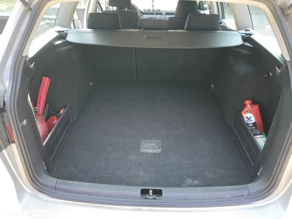 Volkswagen Passat 2.0 TDI Comfortline DSG - 11
