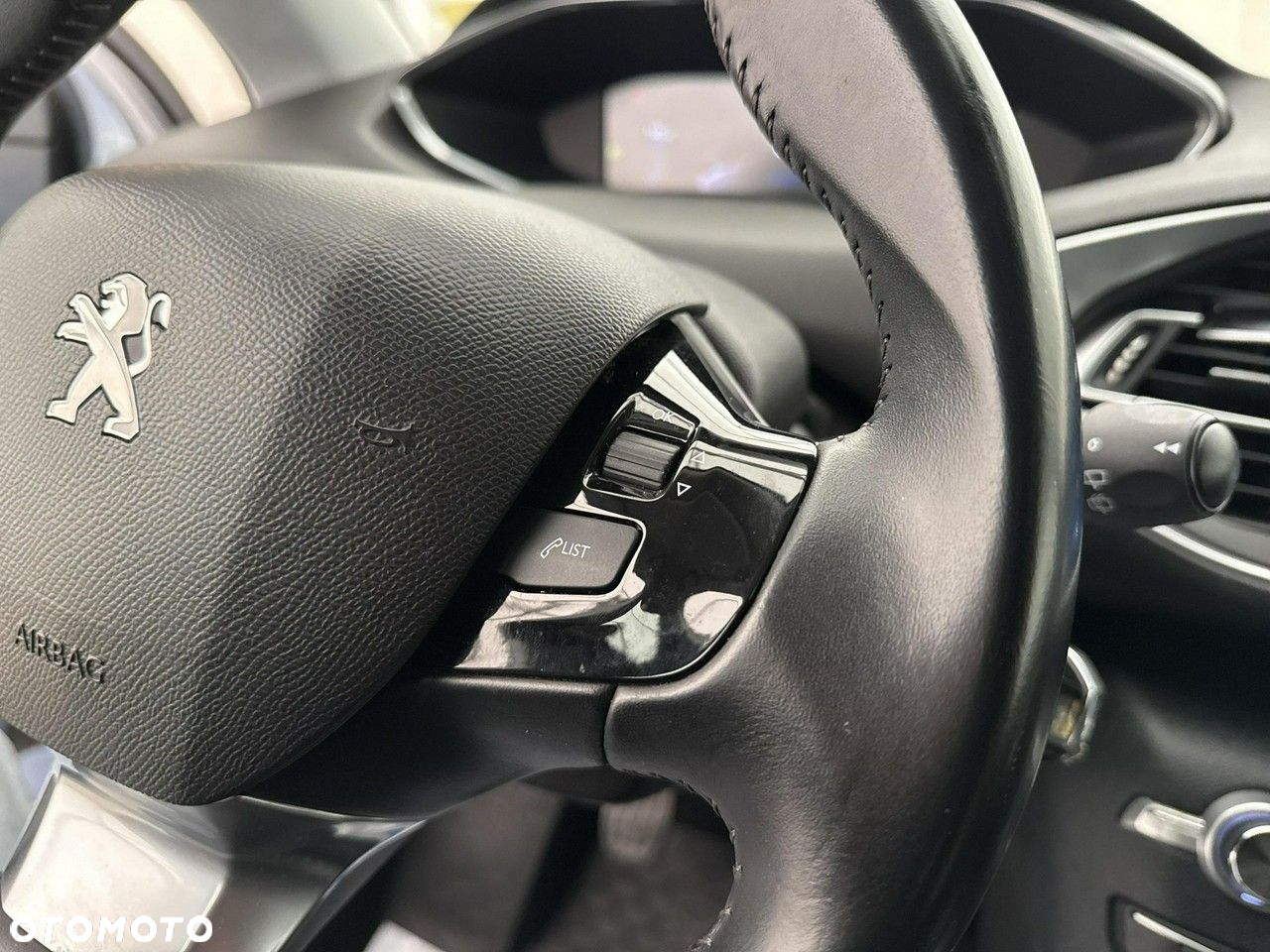 Peugeot 308 1.5 BlueHDi Active S&S - 22