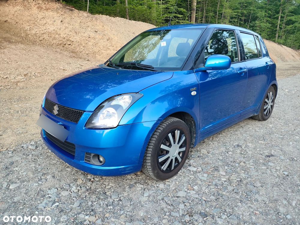 Suzuki Swift 1.3 DDiS 16v GLX - 1