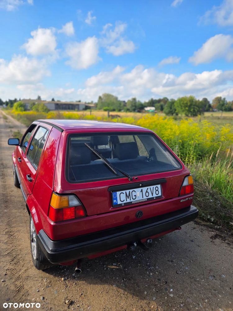 Volkswagen Golf 1.6 CL - 4