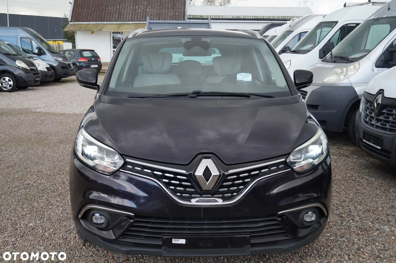 Renault Grand Scenic - 8