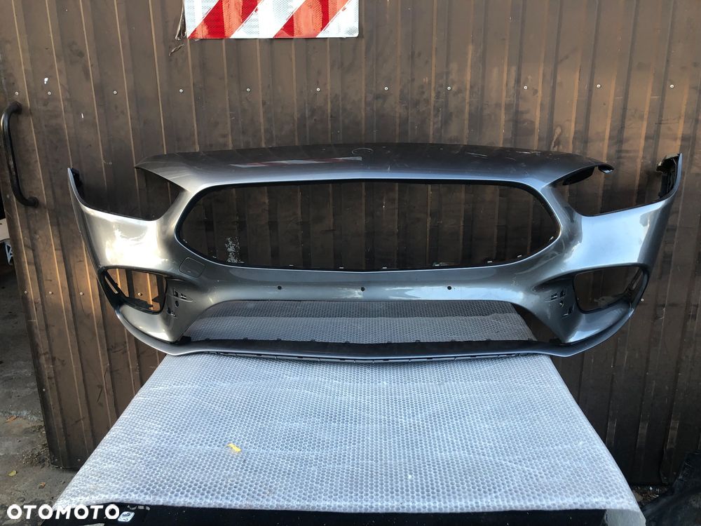 MERCEDES B KLASA W247 AMG ZDERZAK PRZÓD PRZEDNI