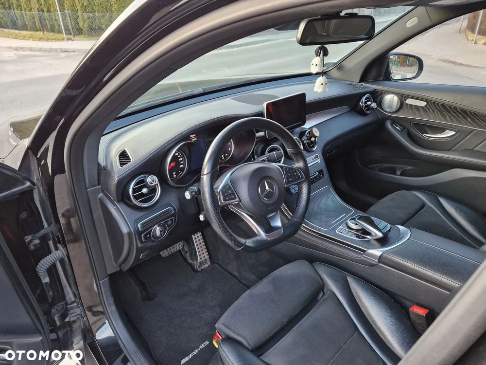 Mercedes-Benz GLC - 9