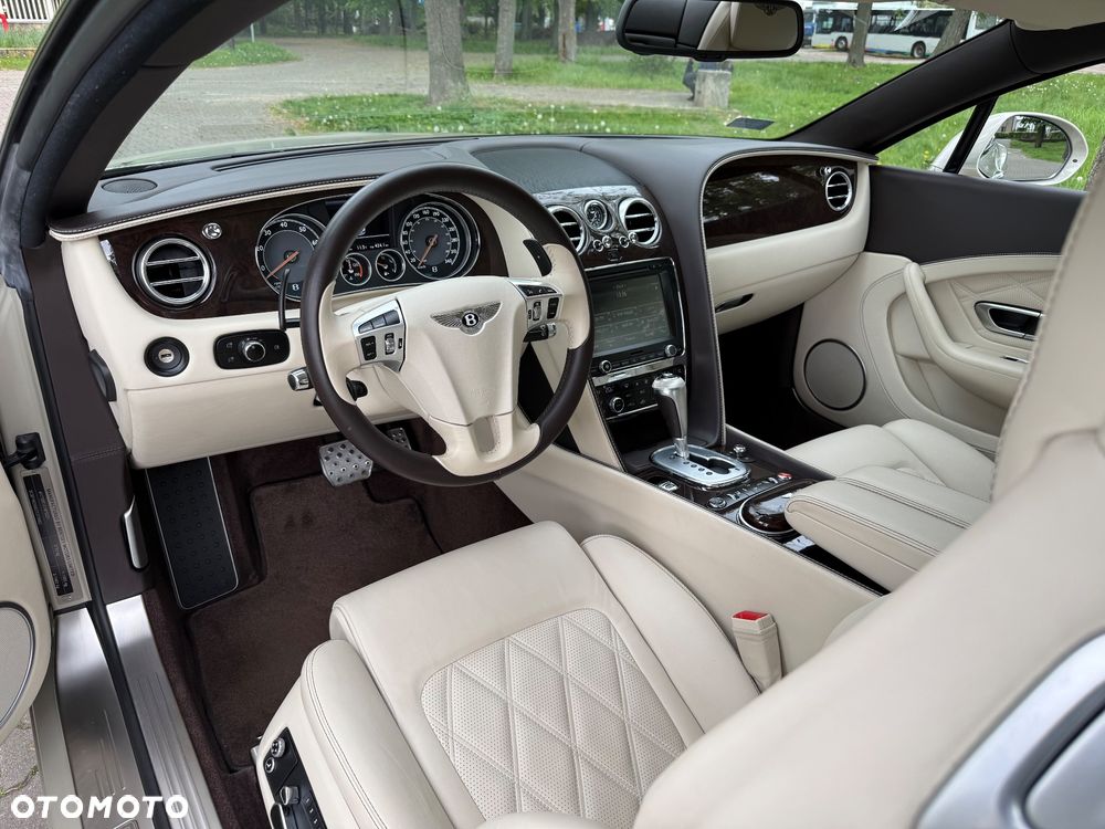 Bentley Continental GT W12 - 18