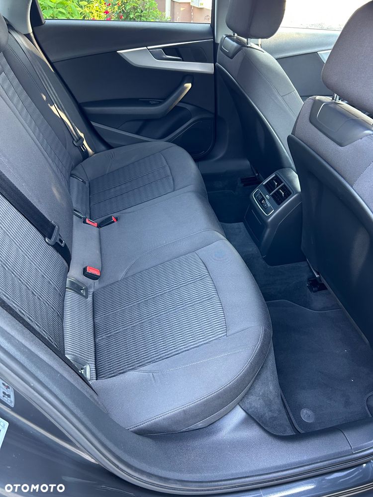 Audi A4 Limousine 2.0 TDI DPF clean diesel S line Sportpaket - 8