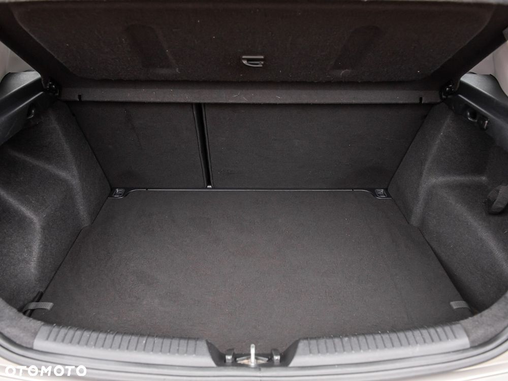 Kia Ceed 1.6 GDI Business Line - 29