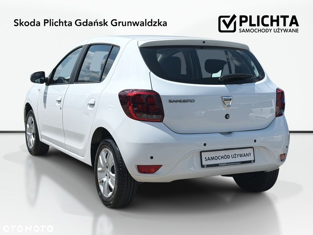 Dacia Sandero - 8