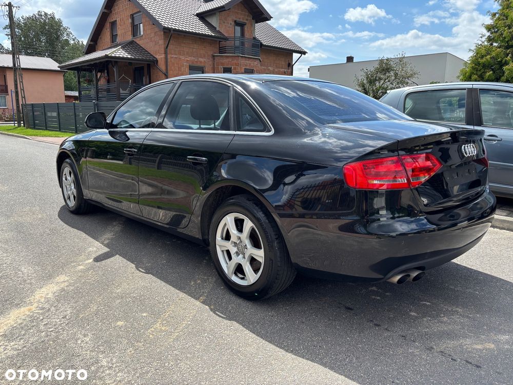 Audi A4 2.0 TDI - 9
