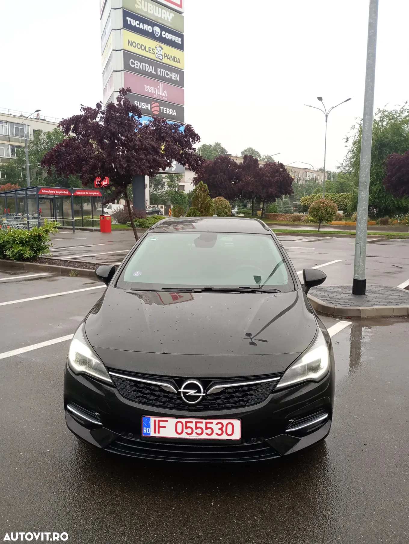 Opel Astra 1.2 Turbo Start/Stop Sports Tourer Business Edition - 2