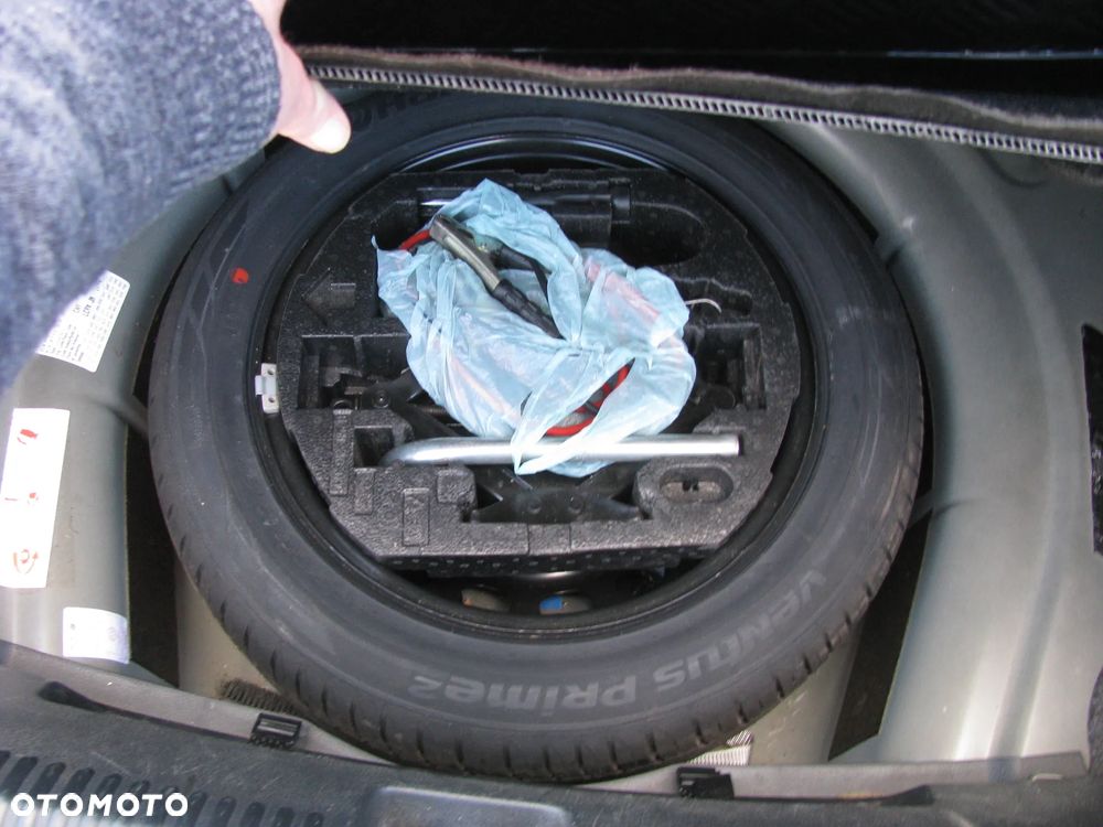 Volkswagen Jetta 1.6 TDI Comfortline - 9