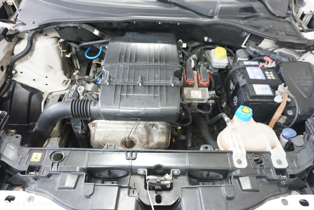 Alfa Romeo Mito 1.4 8V - 13