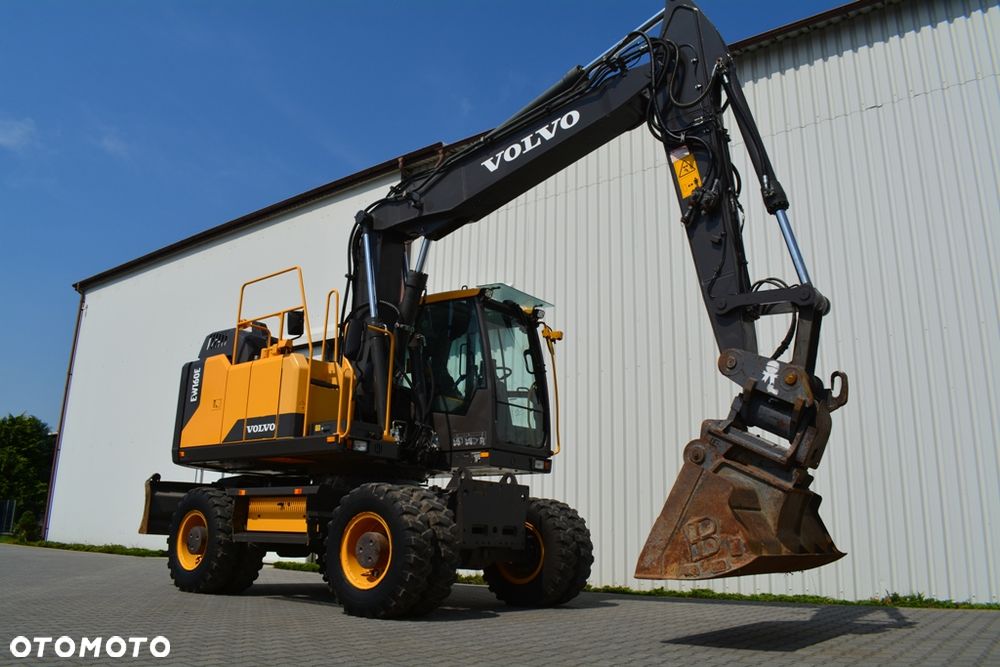 Volvo VOLVO EW160E SUPER STAN z osprzętem - 2