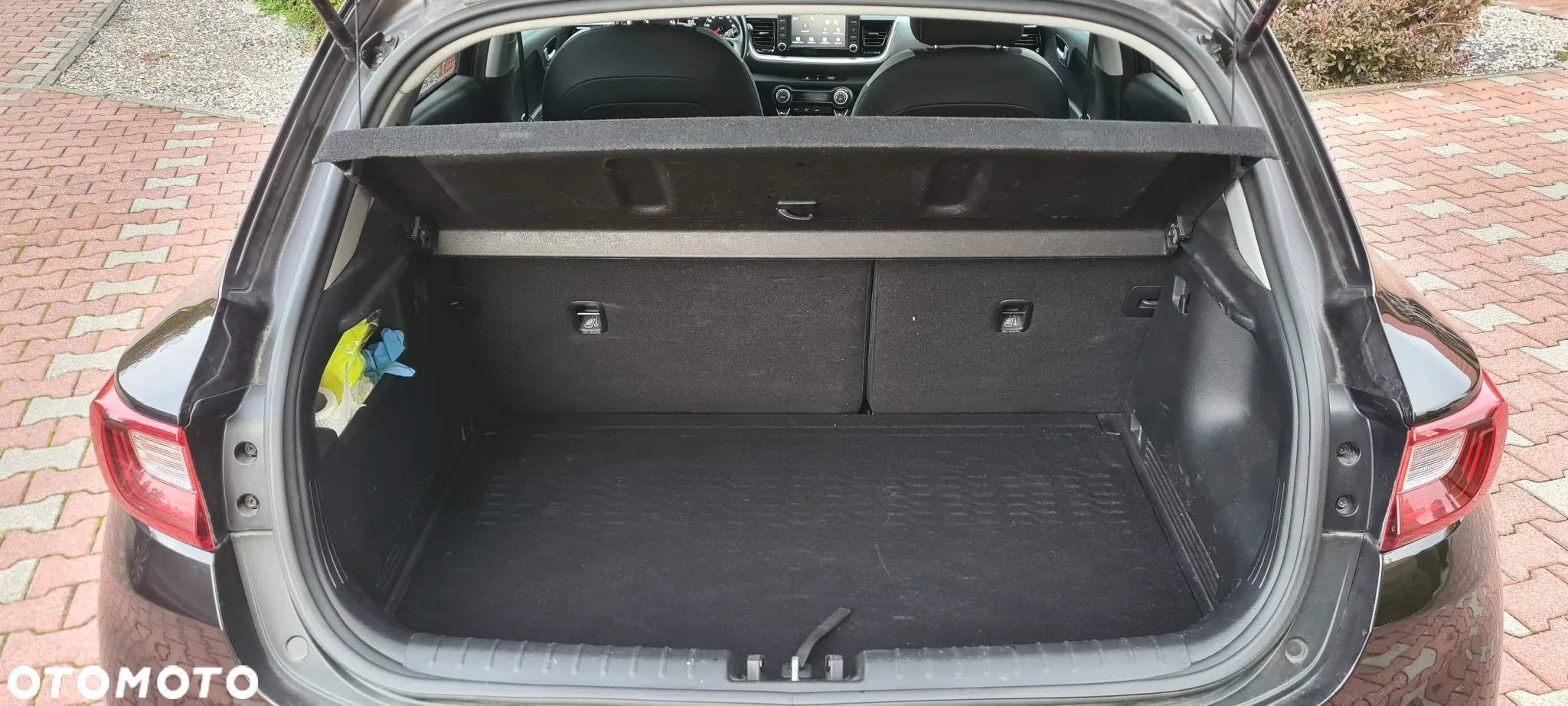 Kia Stonic 1.4 L - 14