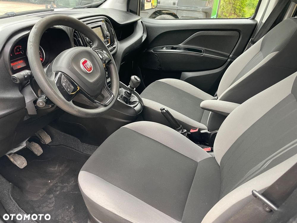 Fiat Doblo - 17