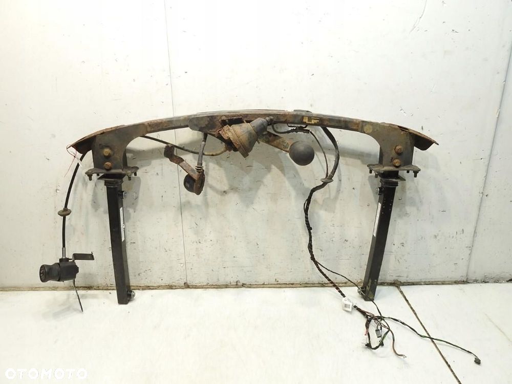 HAK HOLOWNICZY MERCEDES W204 A2046100625 - 11