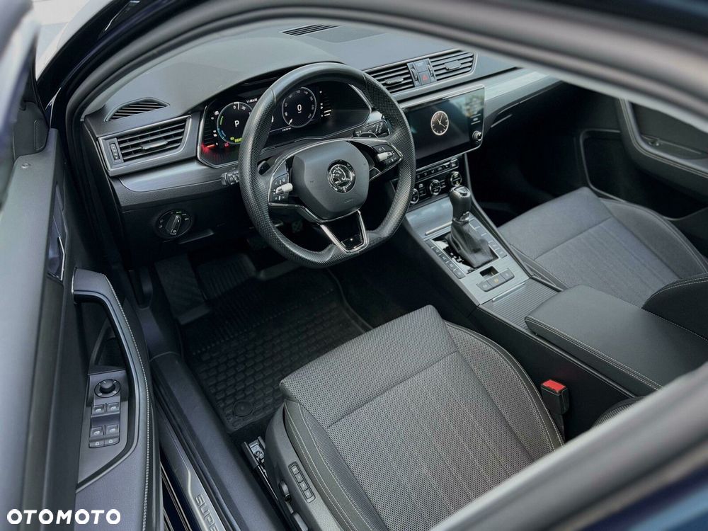 Skoda Superb 1.4 TSI Plug-In Hybrid Style DSG - 9