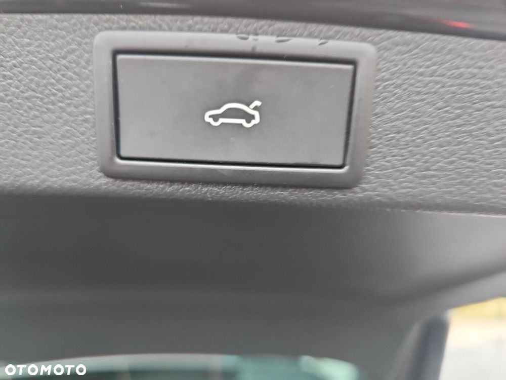 Skoda Octavia 2.0 TSI Sportline 4x4 DSG - 32