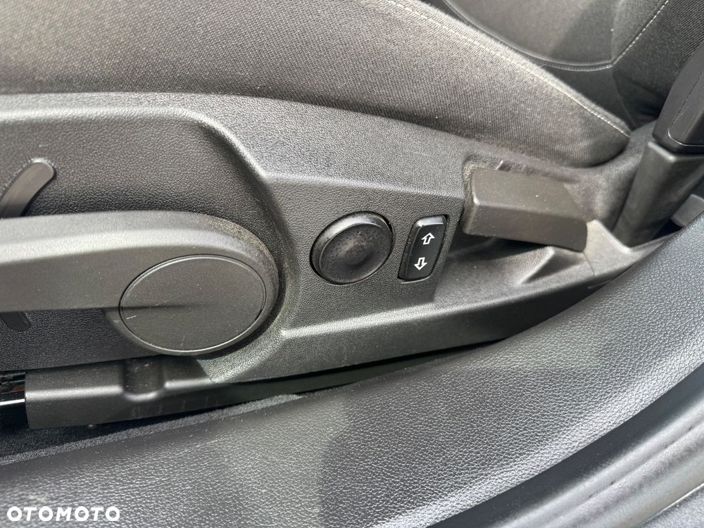 Opel Insignia 2.0 CDTI EcoFLEX S&S - 23