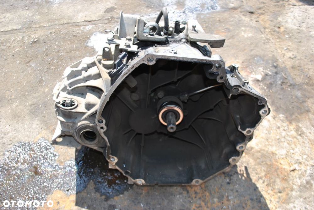 Skrzynia Qashqai J10 lift 1.6 DCI - 2