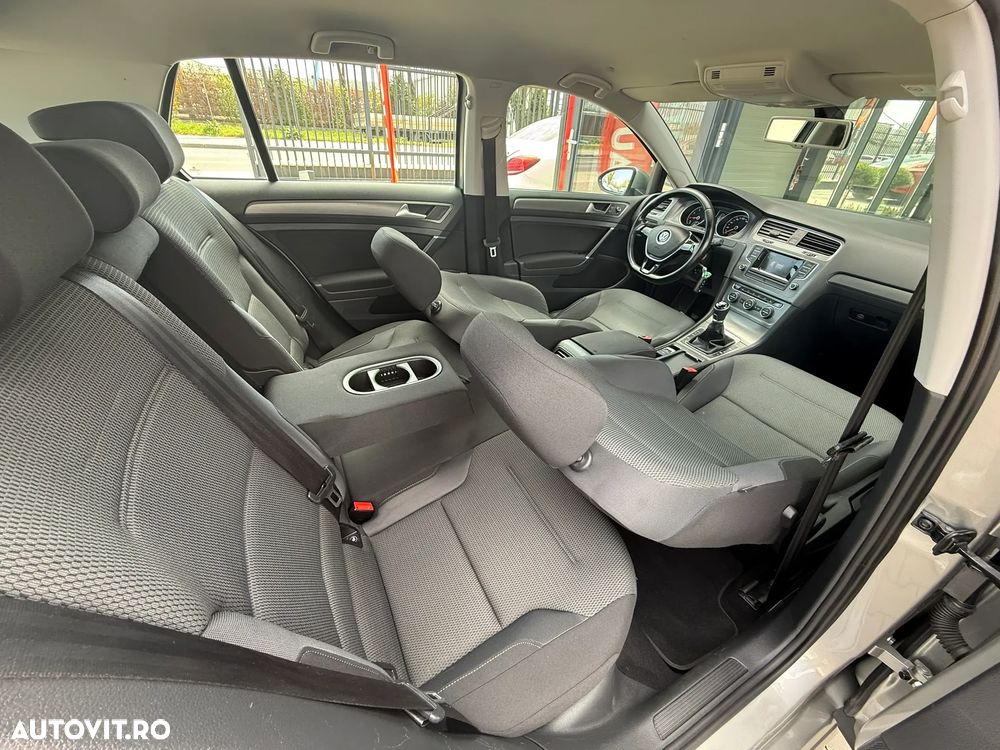 Volkswagen Golf 1.2 TSI BlueMotion Technology Comfortline - 27