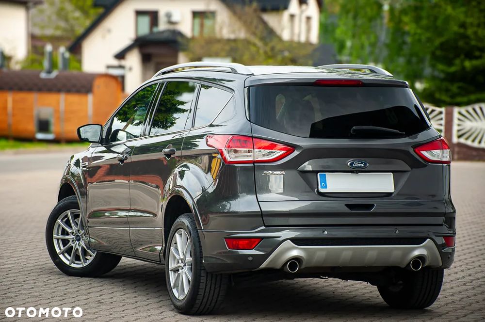 Ford Kuga 2.0 TDCi 4x4 Titanium - 16