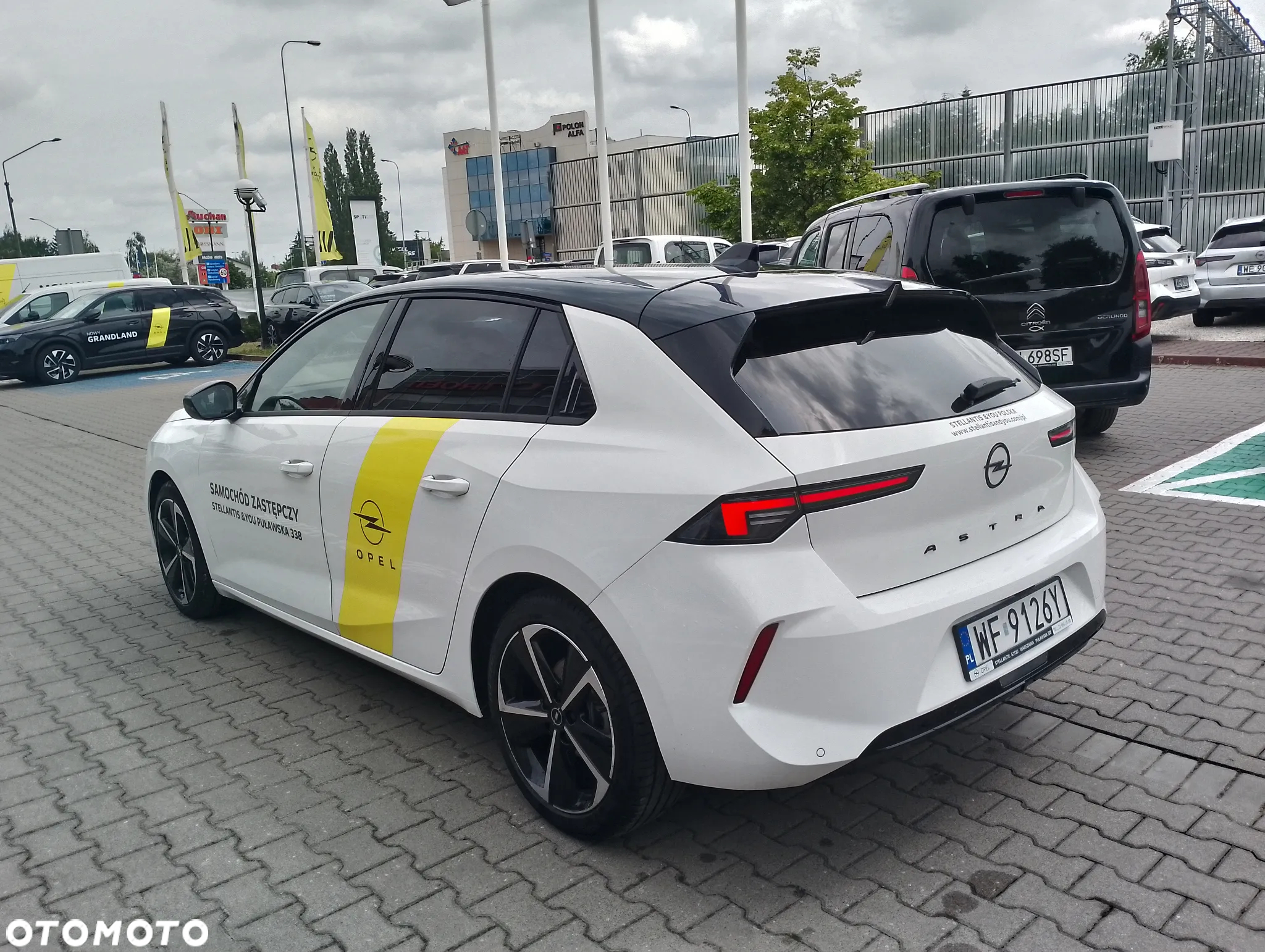 Opel Astra VI 1.2 T GS S&S - 4